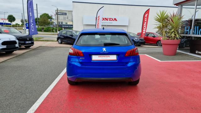 Peugeot 308 image 8
