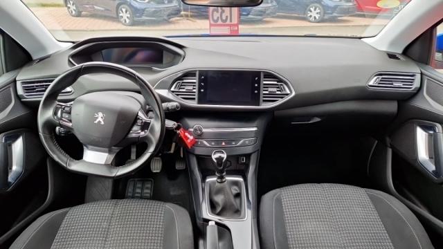 Peugeot 308 image 6