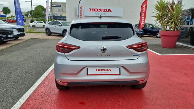 Renault Clio image 9