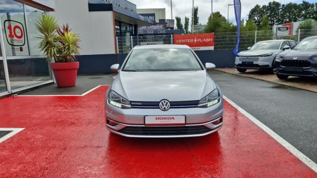 Volkswagen Golf image 8