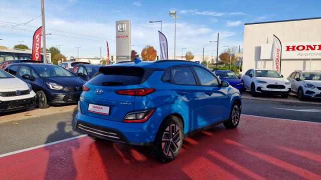 Hyundai Kona image 3