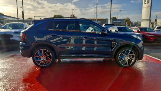 Lynk & Co 01 image 8