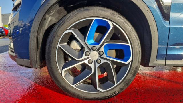 Lynk & Co 01 image 2