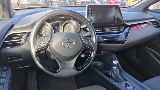 Toyota C-Hr image 6