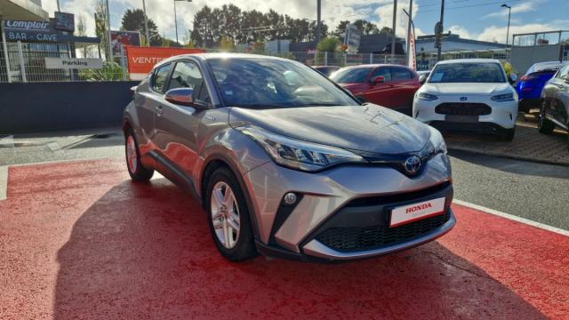 Toyota C-Hr image 1