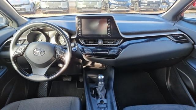 Toyota C-Hr image 2