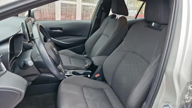 Toyota Corolla image 9