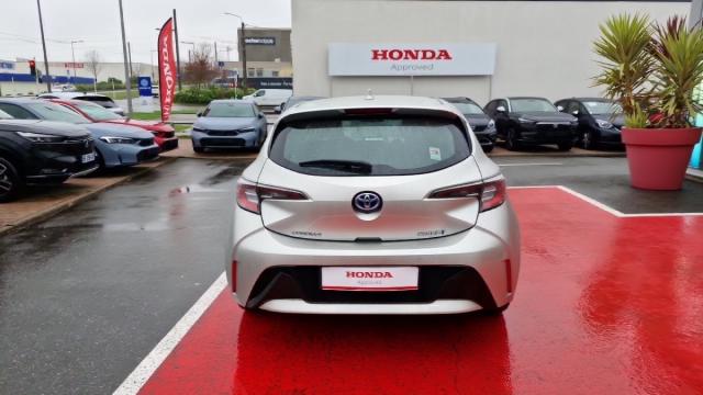 Toyota Corolla image 2