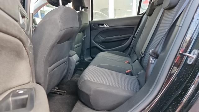 Peugeot 308 image 5