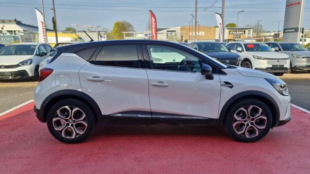 Renault Captur image 8