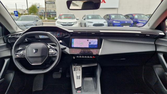 Peugeot 308 image 1