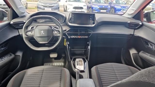 Peugeot 208 image 2
