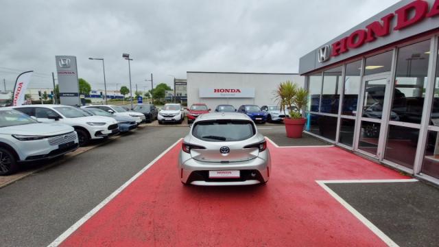 Toyota Corolla image 4
