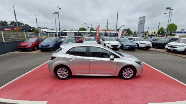 Toyota Corolla image 7
