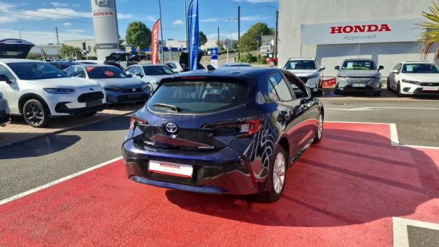 Toyota Corolla image 6