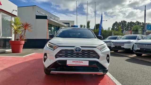 Toyota Rav4 image 3