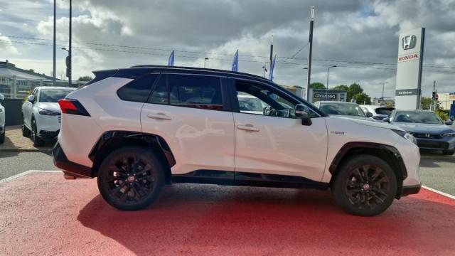 Toyota Rav4 image 4
