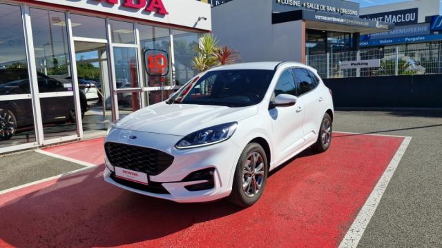 Ford Kuga image 2