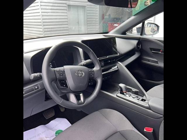 Toyota C-Hr image 5