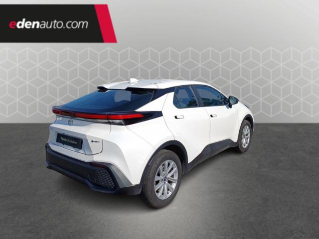 Toyota C-Hr image 9