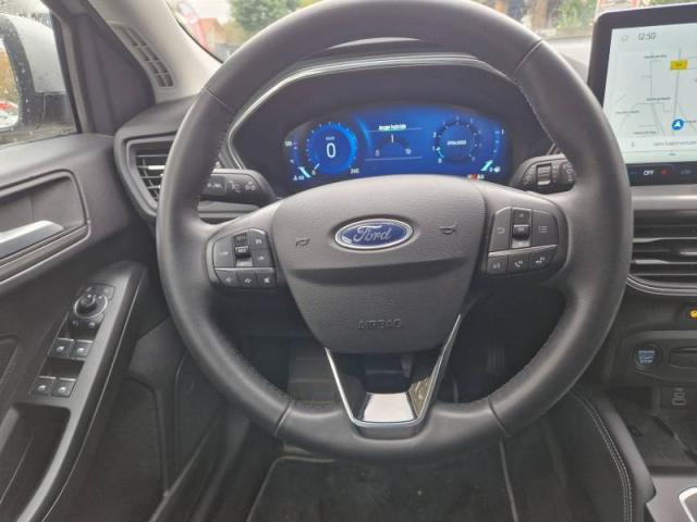 Ford Focus image 6