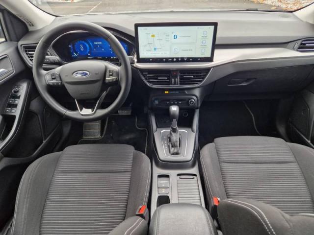 Ford Focus image 8