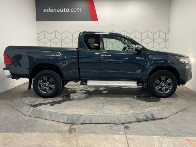 Toyota Hilux image 4