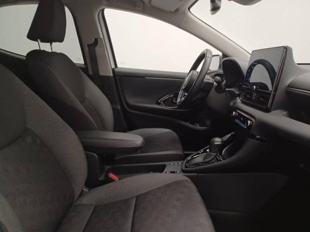 Toyota Yaris image 6