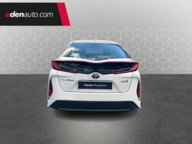 Toyota Prius image 6