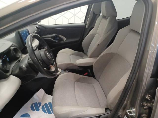 Toyota Yaris image 9