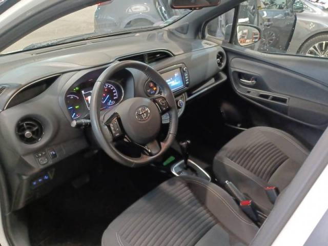 Toyota Yaris image 9