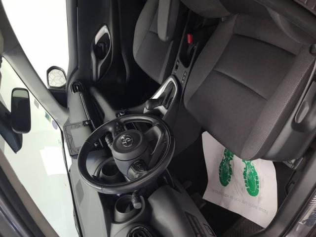 Toyota Yaris image 7