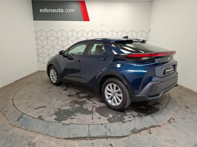 Toyota C-Hr image 2