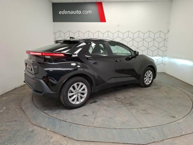 Toyota C-Hr image 8