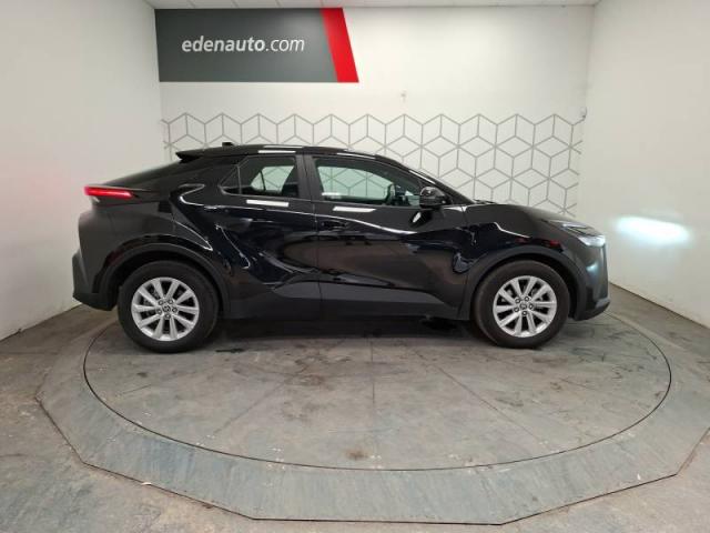 Toyota C-Hr image 1
