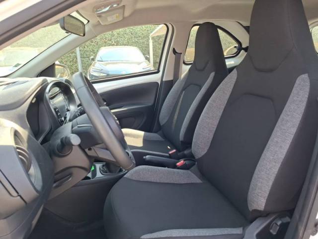 Toyota Aygo X image 3