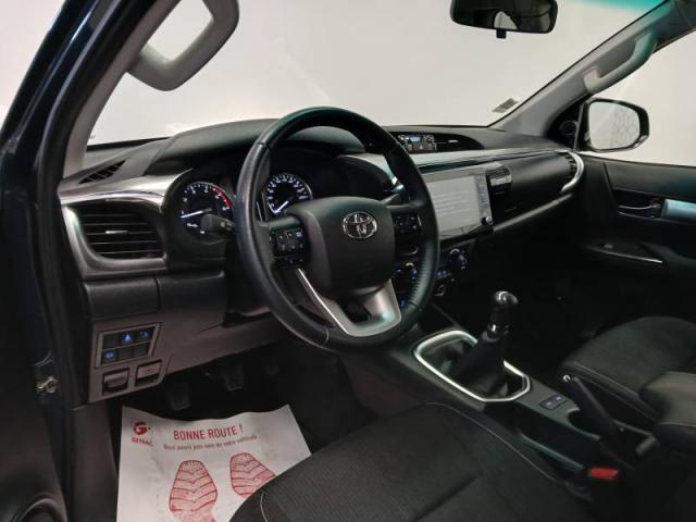 Toyota Hilux image 4