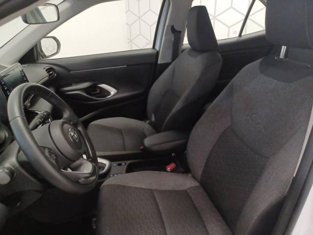 Toyota Yaris image 9