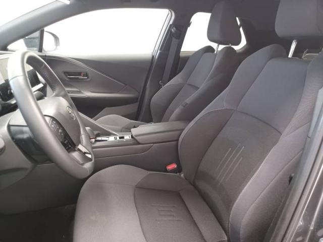 Toyota C-Hr image 4