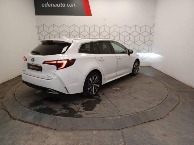 Toyota Corolla image 6