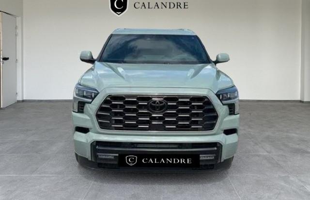 Toyota Sequoia image 3
