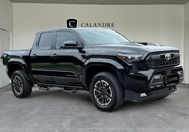 Toyota Tacoma image 9