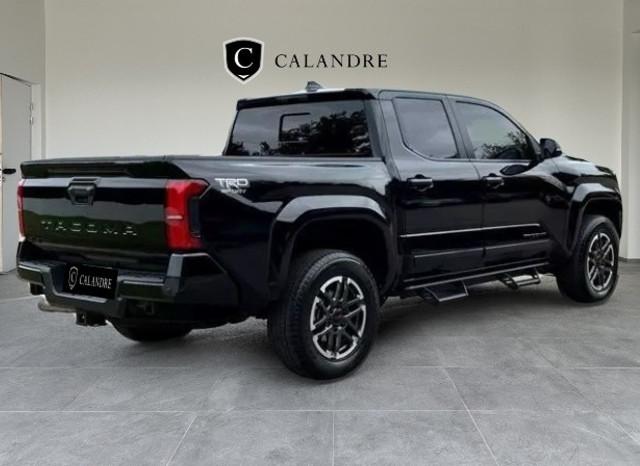 Toyota Tacoma image 2