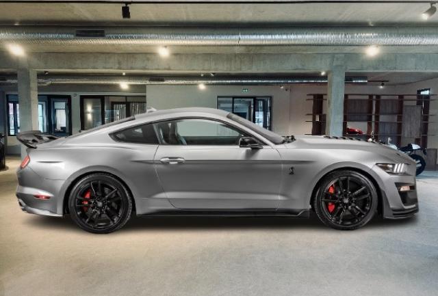 Ford Mustang image 4