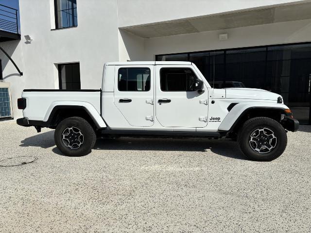 Jeep Gladiator image 8