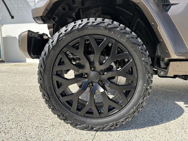 Jeep Wrangler image 9