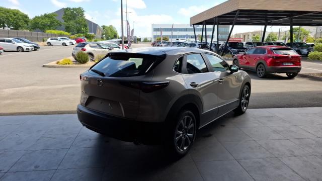 Mazda Cx-30 image 9