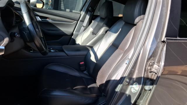 Mazda 3 image 8
