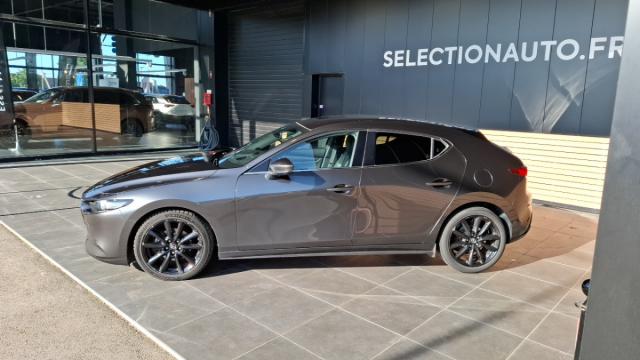 Mazda 3 image 1