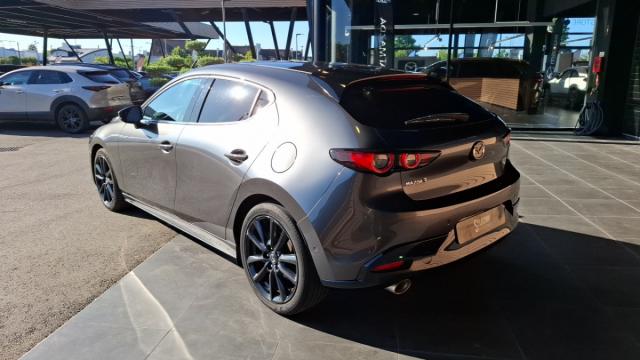 Mazda 3 image 6